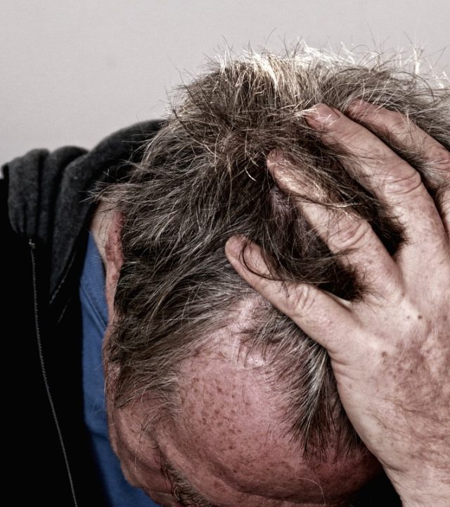 kropssmerter/hovedpine, Behandling med akupressur og simpel smertefrigørelse, problemer med skulder og nakke